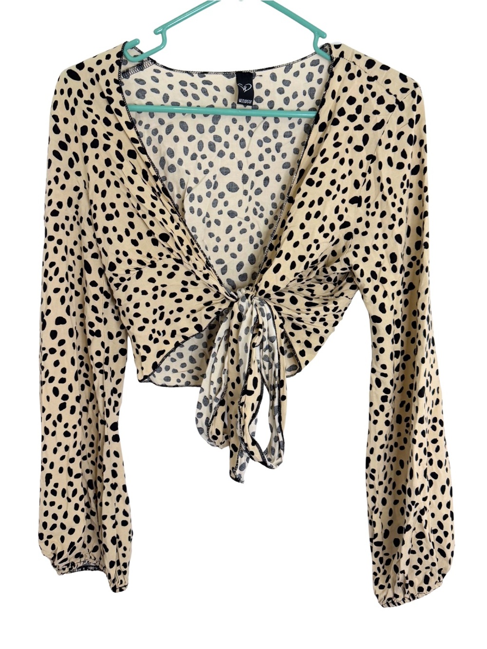 3/$20 Windsor Leopard Print Long Sleeve Tie Front Crop Top Blouse Size Small